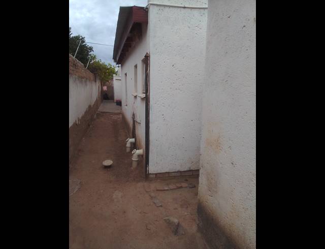 12 BEDROOM HOUSE FOR SALE IN WESTENBURG